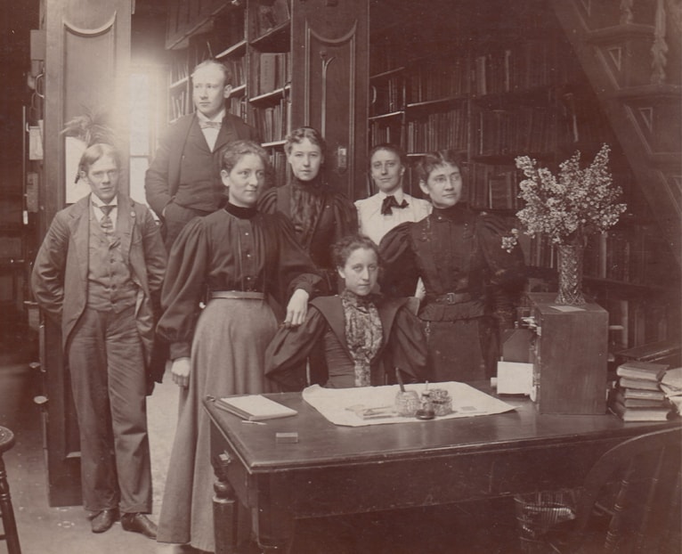 Peoria Public Library staff, 1896. At that time, the library was located in the Mercantile Library building at the corner of Main and Jefferson.