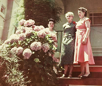 Grandmother Henrietta Brown and aunts Clara Howell and Marcella Brown