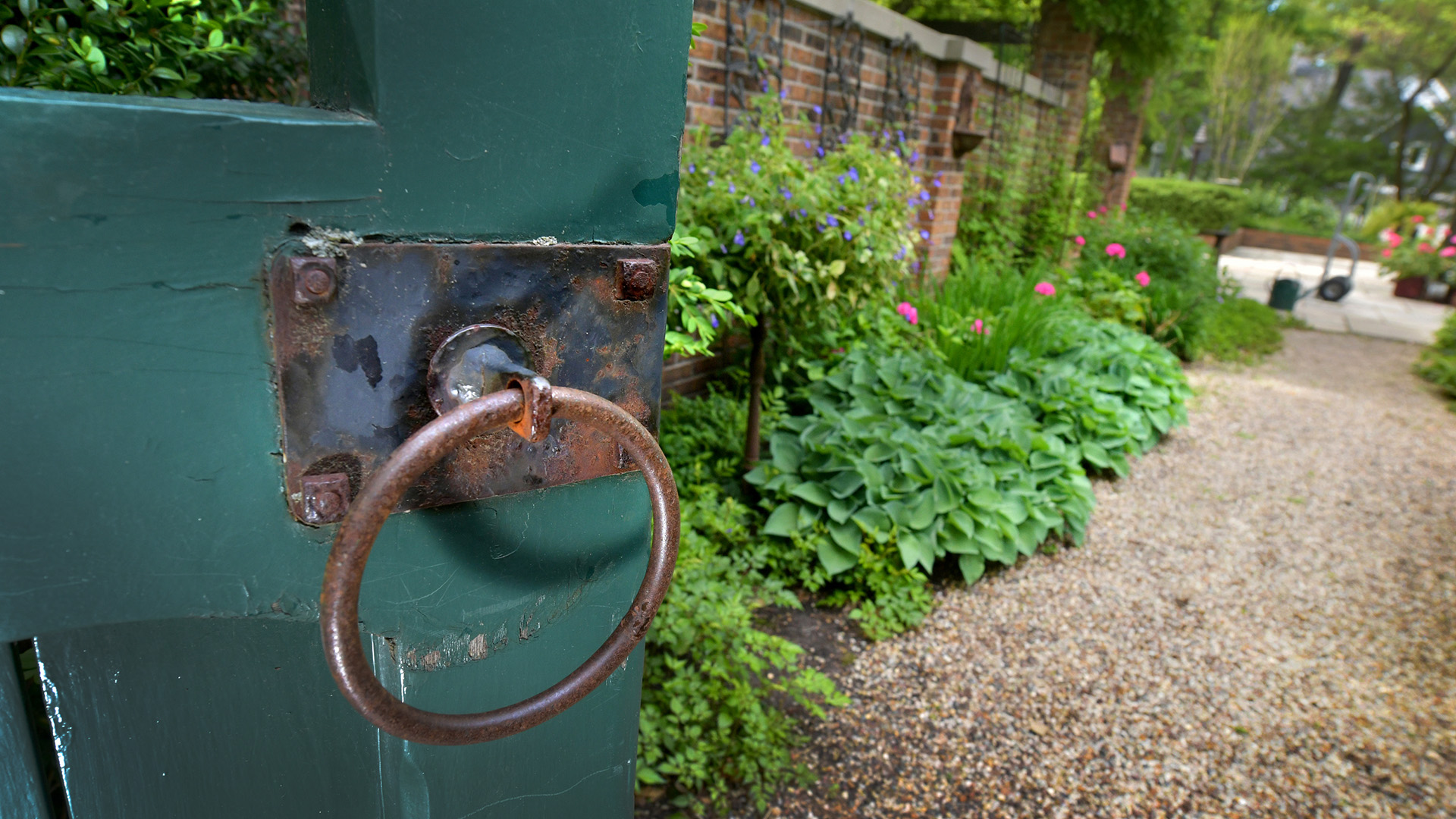 Opening the door to a Doug Hoerr—designed garden
